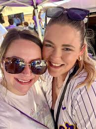 What a day!! Such a fun time tailgating with amazing friends and cheering 