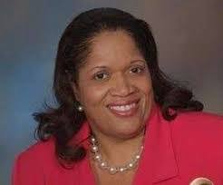 Gail Dill's Instagram, Twitter & Facebook