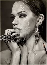 Learn how to draw realistic drawings in graphite and coloured pencil. Realistic Art Drawing Pencil Arte Inspire