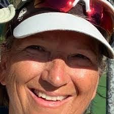 Noreen Hebert's Instagram, Twitter & Facebook