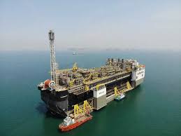 Saturday 12 july boskalis successfully loaded cruise ship carnival vista on the boka vanguard for a boskalis acquired a contract to lift cruise ship carnival vista out of the water onto the boka. Alcohol Poisoning Kills Crewmember Onboard Boskalis Heavylift Ship Splash247