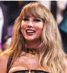 Sandy Swift's Instagram, Twitter & Facebook