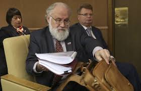 Евгений шевченко с 2007 года является членом цик с правом совещательного голоса, и в 2016 году указом президента рф был назначен членом цик с правом решающего голоса. Putin Sformiroval Prezidentskuyu Kvotu Chlenov Cik Bez Vladimira Churova Politika Tass