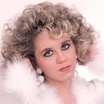 Faye Clements's Instagram, Twitter & Facebook