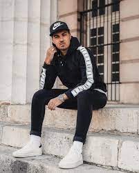 Checkout our huge collection of black hoodies online at best price in india. Black And White Hoodie Outfits For Men 494 Ideas Outfits Lookastic