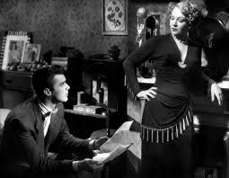 Review #82 : The Woman in Question (1950)