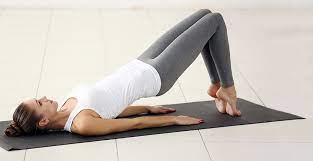 Trainiere im hiit style, indem du dir mindestens 4 übungen aussuchst. Bauch Beine Po Ubungen Fur Zuhause Ernahrungstipp