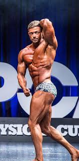 The golden ratio is the ideal of beauty. Ultimate V Taper Workout Best Workout For V Taper Tapered Menswear