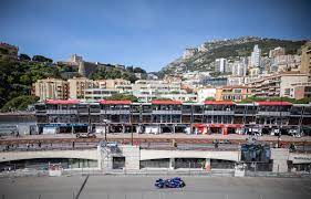 Vettel's efforts get him voted as driver of the day on f1's social media. 3h5 Hhictdxvwm