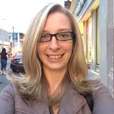 Serena Robyn Francis (@RobynSerena)