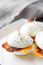 17 Low Carb Breakfast Recipes For The Whole Family Healthy Snacks Easy Keto Recipes Easy Ketogenic Diet Meal Plan