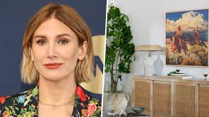 Yellowstone's Jen Landon lists her Venice, CA home