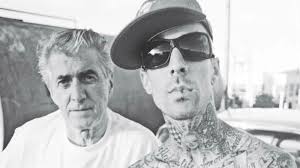 While his father was a mechanic by profession young barker got his hands on the drumsticks when he was four. Travis Barker Erzahlt Uns Die Geschichten Hinter All Seinen Tattoos