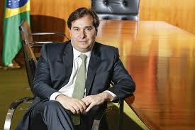 O presidente da câmara dos deputados, rodrigo maia, se reuniu virtualmente com o embaixador da china no brasil. Coronavirus Bolsonaro Minimiza A Pandemia E Guedes Nao E Serio Diz Rodrigo Maia Veja