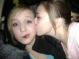 Contributions to the tribute of Shelbie Paige Morris