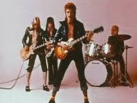 # перевод песни let's dance (david bowie). David Bowie Gif Find Share On Giphy