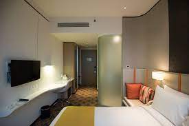 Hotel Review Holiday Inn Express Singapore Katong Standard Room The Shutterwhale Holiday Inn Hotel Inn