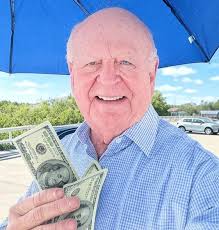 I have a house 🏠 car 🚗 💰 and everything I only need a w*m*n