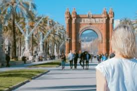 La universitat de barcelona lidera els principals rànquings científics en l'àmbit espanyol. College Or University Trip To Barcelona For Architecture Travel Learn