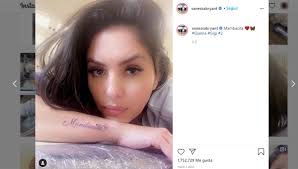 Se relaciona con el verbo spondere, prometer. Viuda De Kobe Bryant Se Hace Otro Tatuaje En Honor A Gigi Y Ya Son Cuatro