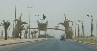 مواطن يضرب موظف جمعية خيرية بوادي الدواسر شبكة سما الزلفي wind turbine grounds fair grounds