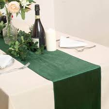 12 X 107 Hunter Emerald Green Premium Velvet Table Runner In 2020 Green Table Runner Table Runners Green Tablecloth