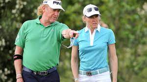 In 2001 he got the help of aki kaurismäki. Der 50 Jahrige Golfer Miguel Angel Jimenez Hat Sein Herz An Eine Osterreicherin Verloren Besser Langer Leben At