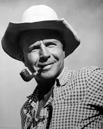 Famous Pipe Smokers: 04/25/17