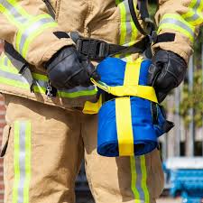 Muss ein bettlägeriger patient aufgrund eines notfalls transportiert oder gar aus dem krankenhaus, der klinik oder dem pflegheim. Retmex Nomex Model Rettungstuch Retten Loschen Evacuation Transfer Hulpmiddelen