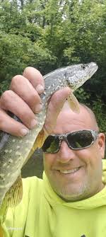 Travis Franks from Idabel your driver's license are at skippa rock river  floats