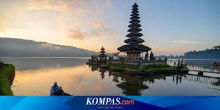 Lowongan kerja terbaru di bali. 5 000 Pemandu Wisata Di Bali Tak Punya Pekerjaan Mau Banting Setir Tak Ada Lowongan Halaman All Kompas Com