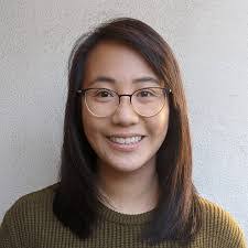 Leticia Arce's Instagram, Twitter & Facebook