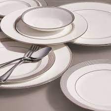 Exquisite details, intricate draping and a nonchalant sense of style characterize the vera wang aesthetic. Grosgrain 5 Piece Place Setting Wedgwood