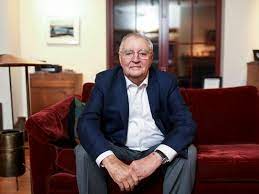 The death of the former senator. Z9ve48e8sjghtm
