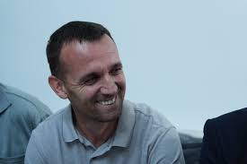 💬 Takimet e bisedat me qytetarë i vazhduam në fshatin Balaj. Bashkë me  kandidatin për Asamble, Burim Sadiku, dëgjuam nga afër sfidat e përditshme  me të cilat përballen banorët. Po ashtu, i