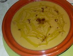 Fichier Thamarakt Puree De Pois Casses A Servir Avec Un Bon Filet D Huile D Olive Jpg Wikipedia