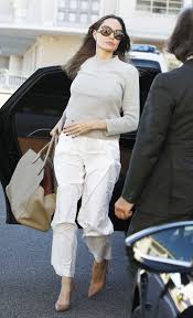 Полное имя — анджелина джоли войт (angelina jolie voight). Angelina Jolie S Outfits See Pieces Perfect For Your Work Wardrobe Angelina Jolie Skinny Angelina Jolie Style Paparazzi Fashion
