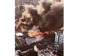 Kebakaran terjadi di area pasar tanah abang jakarta pusat pada kamis 8 april 2021 pada pukul identik sebagai pusat tekstil terbesar di asia tenggara, pasar tanah abang ternyata menyimpan. Gjeajj6infibym