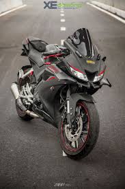 Yamaha yuk r15 v3 face lift models from yamaha my garage dff size 18 mb n locked txd size 6 mb not lock for u make ur own remap, search image inside txd file as livery. Meet Yamaha R15 V3 With Akrapovic Exhaust Motogp Winglets