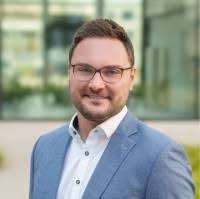 500+ perfis com “Kerth”