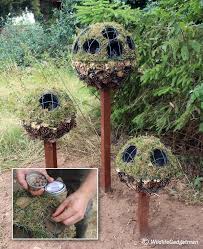 L Hotel A Insectes Est Un Concept Qui Permet D Optimiser La Presence Par La Survie Hivernale D Insectes Et D A Hotel A Insectes Deco Jardin Decoration Jardin