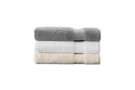 Shopping for bathroom accessories should always begin with towels.this buying guide will help you pick the best towels for every bathroom in your home. 17 Best Bath Towels In 2021 Replace Those Old Moldy Shower Rags For Under 75 Gq
