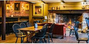 Red Fox Lounge – Ed & Tina Wall