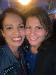 Maritza Martinez-Guerrero (@Nanas_ICU)