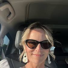 Tracy Moore-Dowell (@rundrummergirl) · Springfield, IL