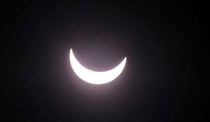 Erstmals seit sechs jahren ist über deutschland wieder eine partielle sonnenfinsternis zu sehen. Partielle Sonnenfinsternis 2018 Wann Ist Die Nachste Sonnen Und Mondfinsternis In Deutschland News De