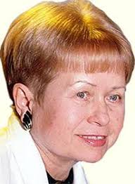 Композитор, народная артистка ссср александра николаевна пахмутова родилась 9 ноября 1929 года в поселке бекетовка под сталинградом (ныне волгоград). Aleksandra Nikolaevna Pahmutova Biografiya