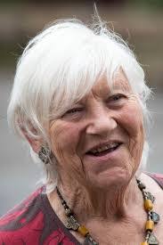 Eileen Mccallum's Instagram, Twitter & Facebook