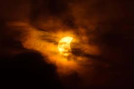 2006 total solar eclipse a composite image reveals subtle structure in the sun's corona. T9xszsobmt3yxm
