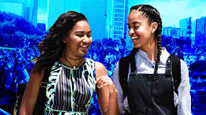 Sasha obama, the youngest of the obama clan, just turned 16 on june 10, though she celebrated with a big sweet 16 bash in may, according to ybf. The Cruel Social Media Shaming Of Malia And Sasha Obama